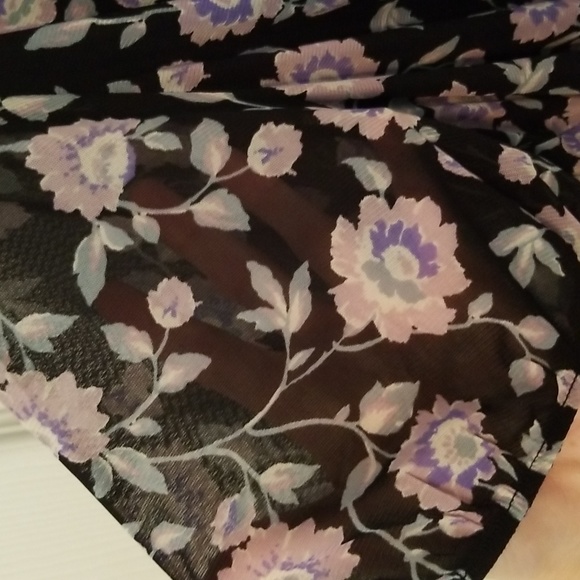 NWT Lane Bryant floral mesh ruched center tee - Picture 6 of 9